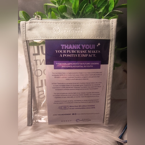 Monat Foot Scrub Set and Eye Mask Bundle  New - Picture 2 of 3